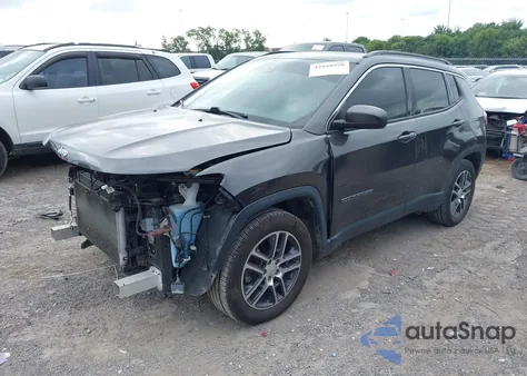 2019 Jeep Compass Latitude Fwd z USA, uszkodzony, nr VIN 3C4NJCBB8KT743756